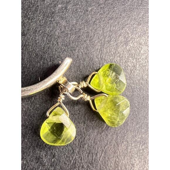 NEW peridot sterling silver crescent hoop earrings - Picture 14 of 16